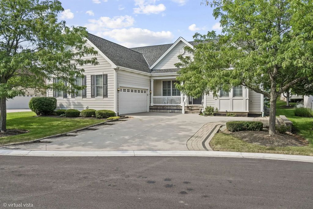 4 Denali Court, South Barrington