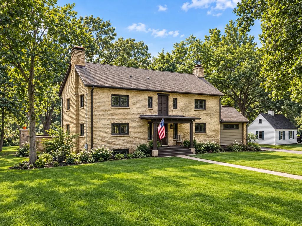 1184 S Batavia Avenue, Batavia