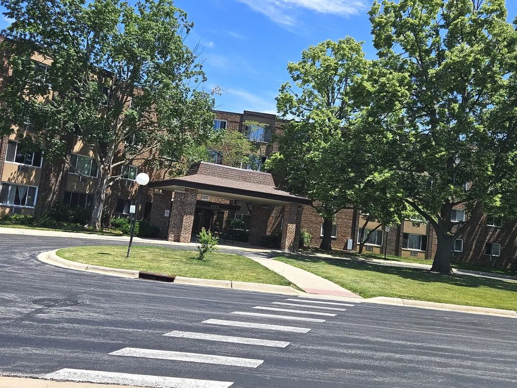 1375 Rebecca Drive 219, Hoffman Estates
