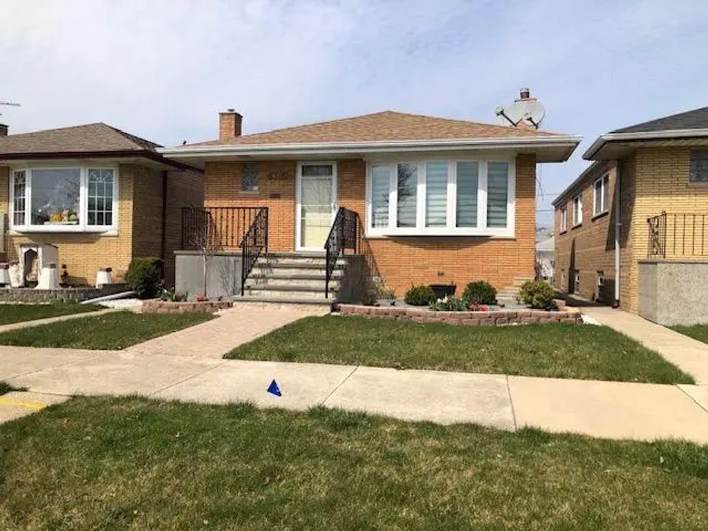 6316 W 64th Street, Chicago, 60638