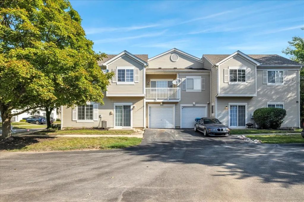 129 Braxton Lane, Aurora