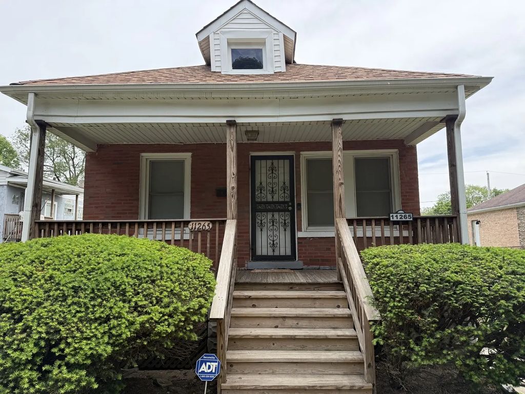 11265 S May Street, Chicago, 60643
