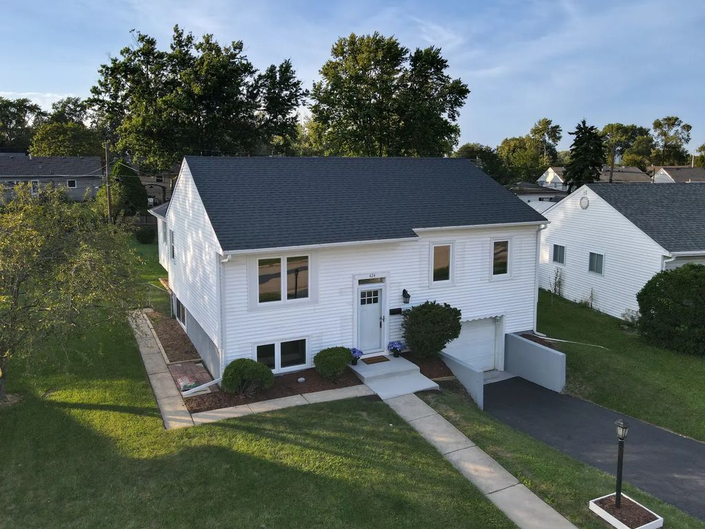 424 Mark Avenue, Glendale Heights