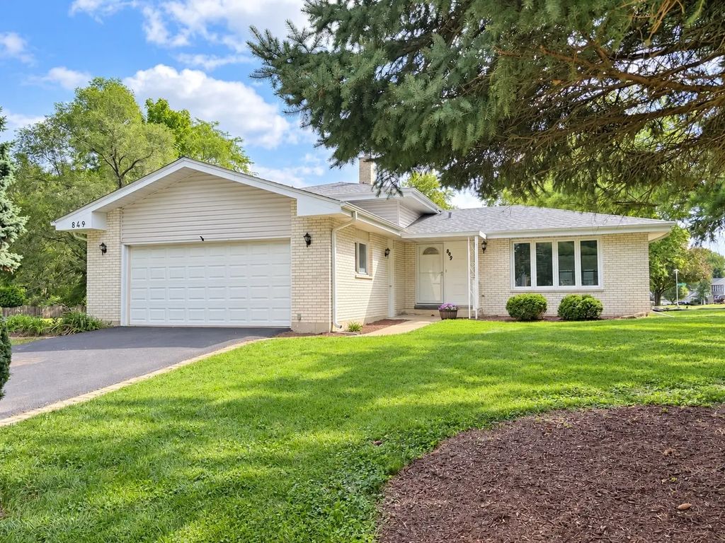 849 Pear Tree Lane, Bartlett
