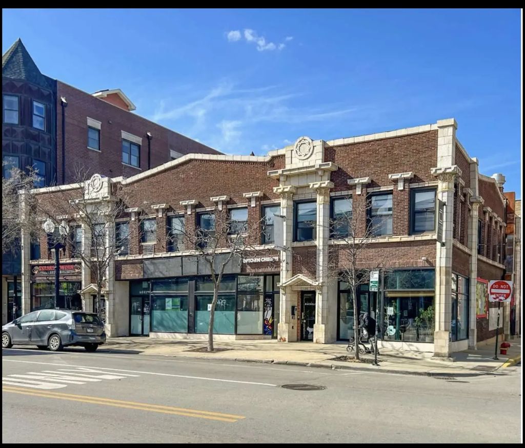 1136 W Wilson Avenue 212, Chicago