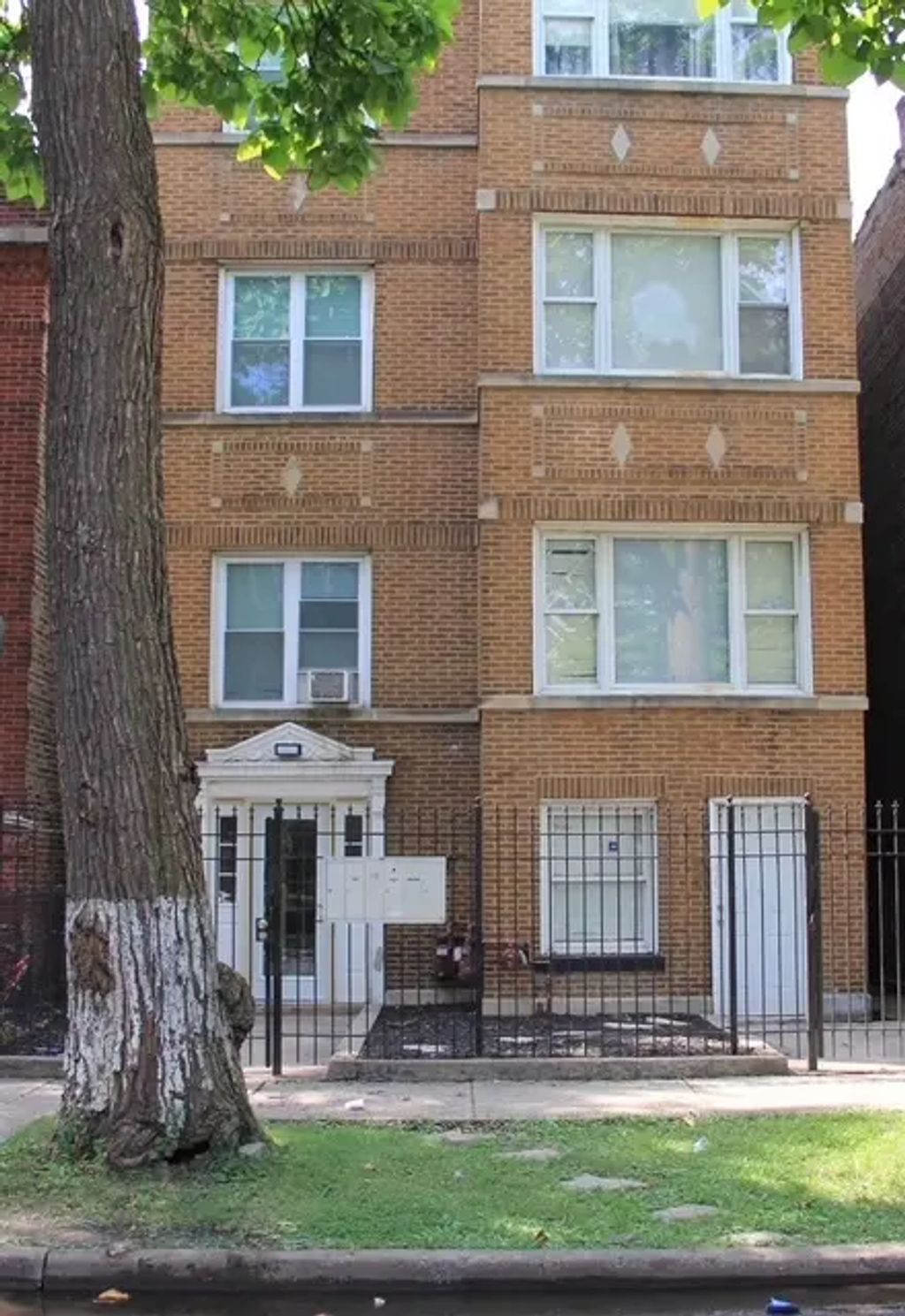1504 S Hamlin Avenue, Chicago, 60623