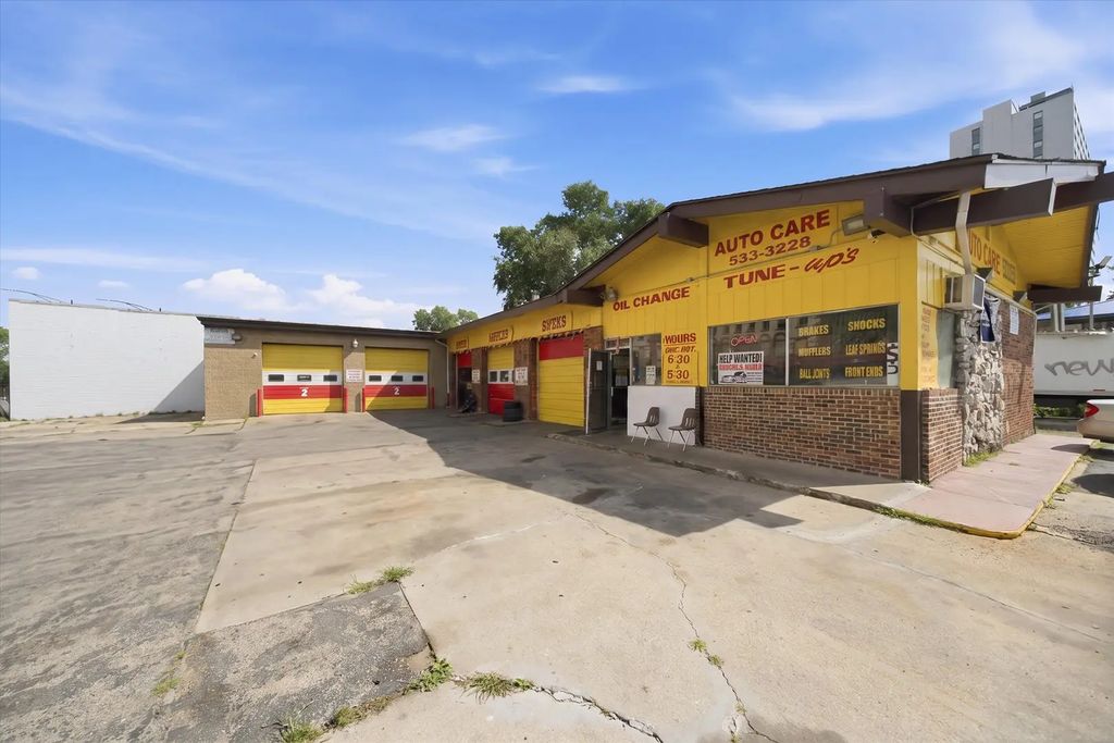 105 N Pulaski Road, Chicago