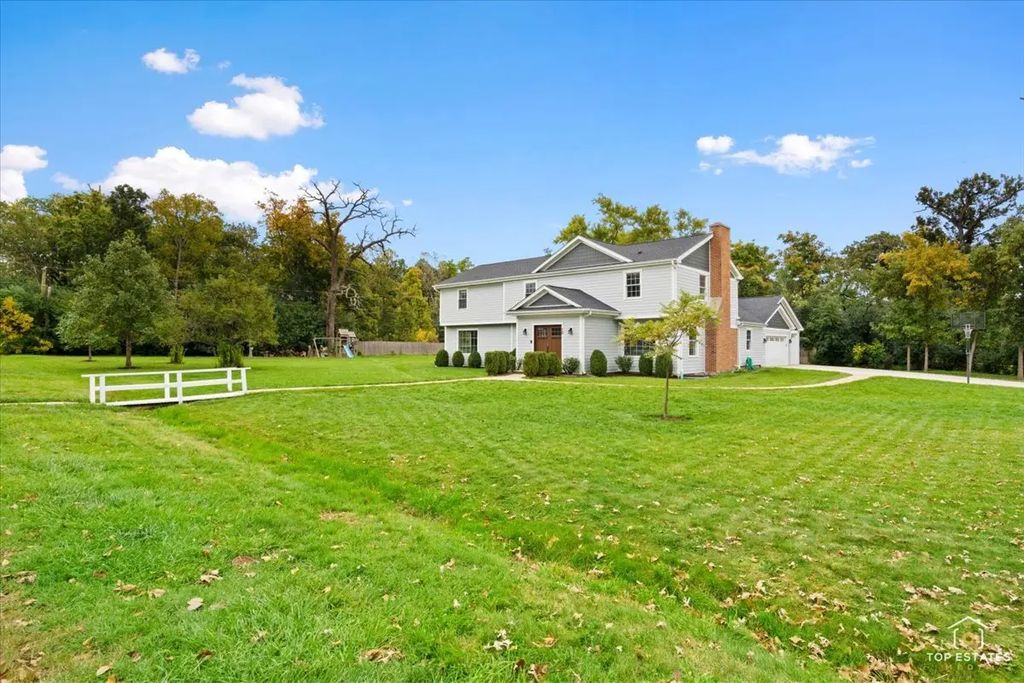 19 Big Oak Lane, Riverwoods
