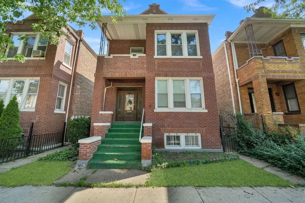 4437 S Talman Avenue, Chicago