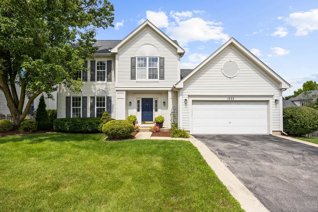 1255 Chicory Lane, Naperville