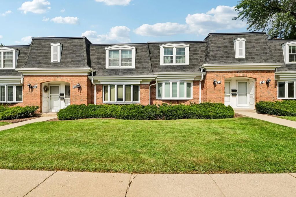 328 Eastern Avenue, Barrington
