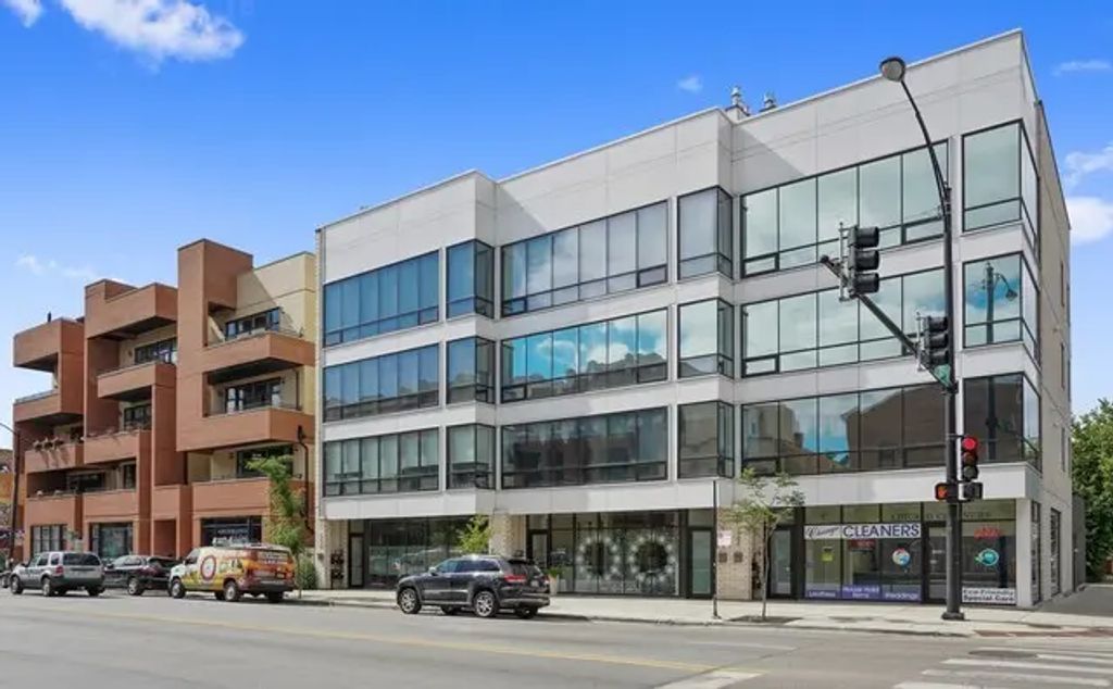 1404 W Chicago Avenue 4, Chicago