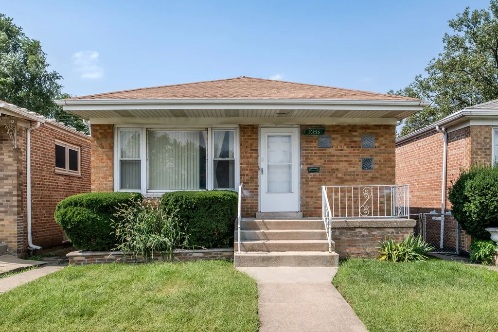 10226 S Torrence Avenue, Chicago