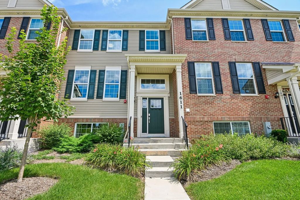 1611 Bentz Way, Batavia