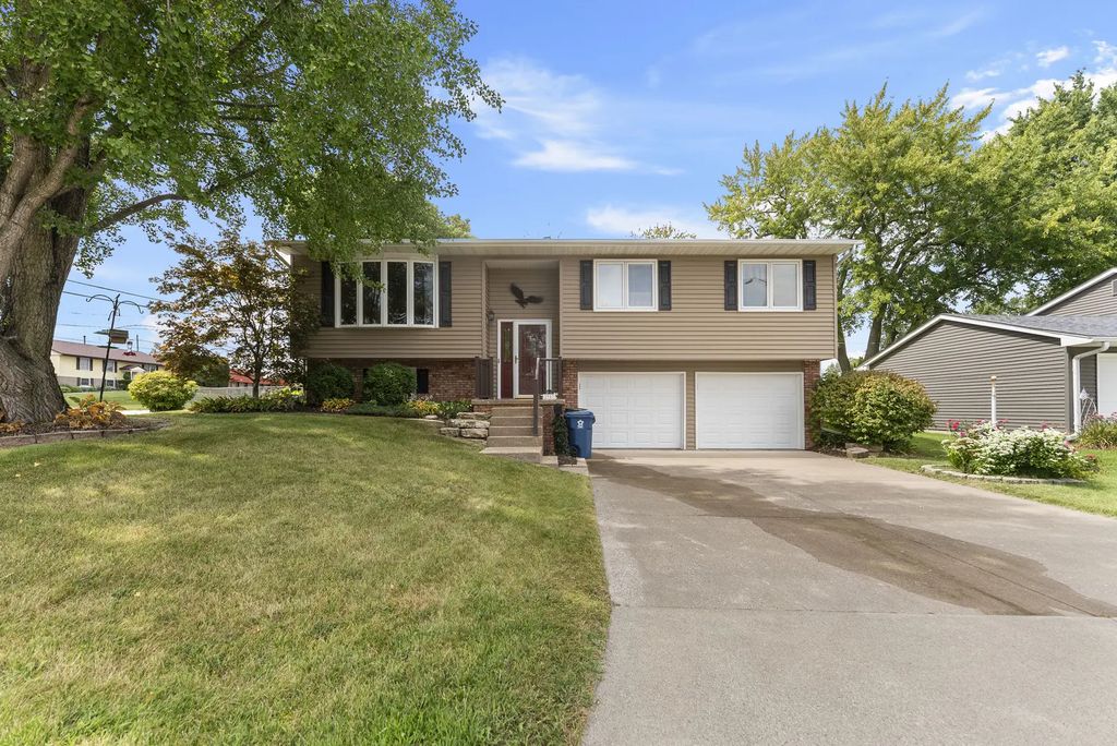 2957 9 1/2 Street, East Moline