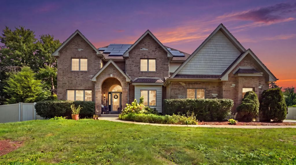 12327 S 71st Court, Palos Heights