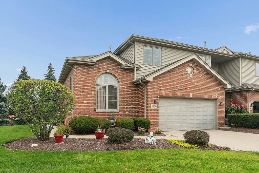 9430 Caledonia Drive, Tinley Park, 60487