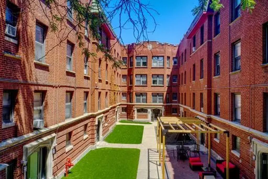 1704 W Juneway Terrace 3e, Chicago