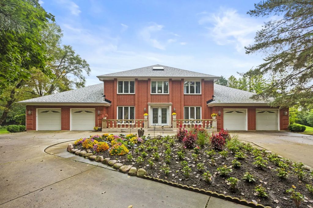 2383 Shady Lane, Highland Park, 60035