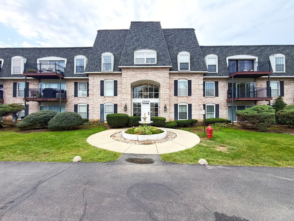 5000 Carriageway Drive 205, Rolling Meadows