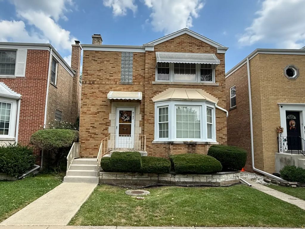 6147 N Meade Avenue 2, Chicago