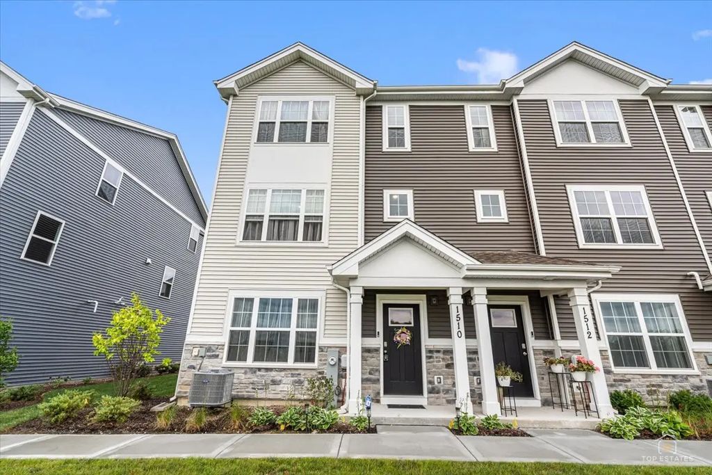 1510 Sequoia Way, Pingree Grove