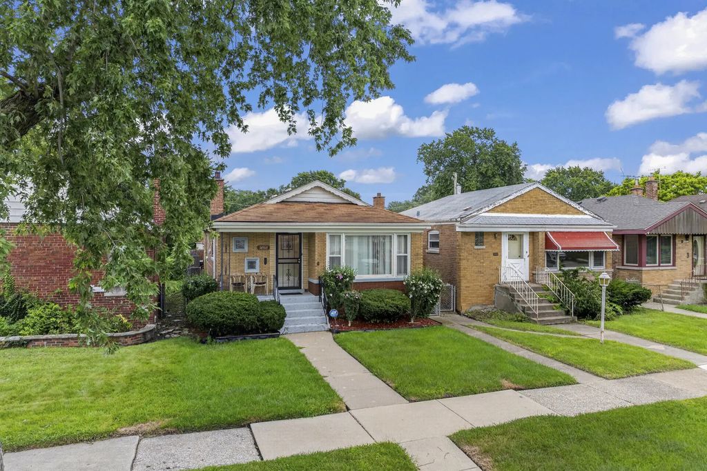 14503 S School Street, Riverdale