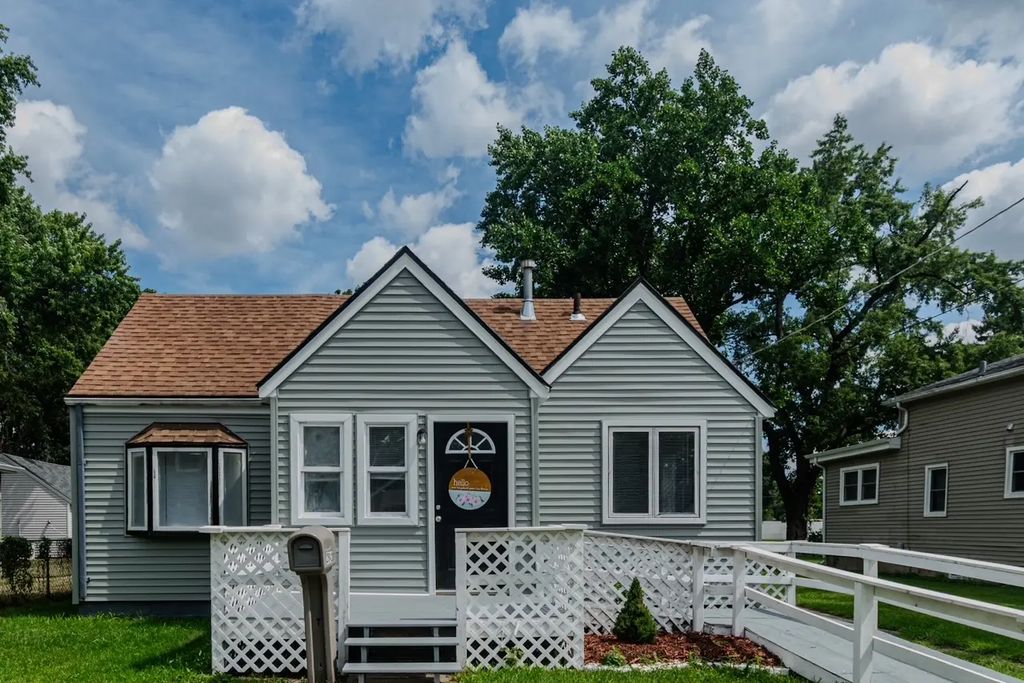 2642 Hanson Street, Rockford