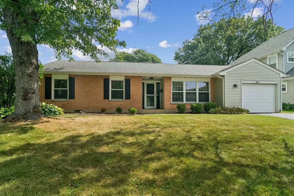 1525 N Patton Avenue, Arlington Heights