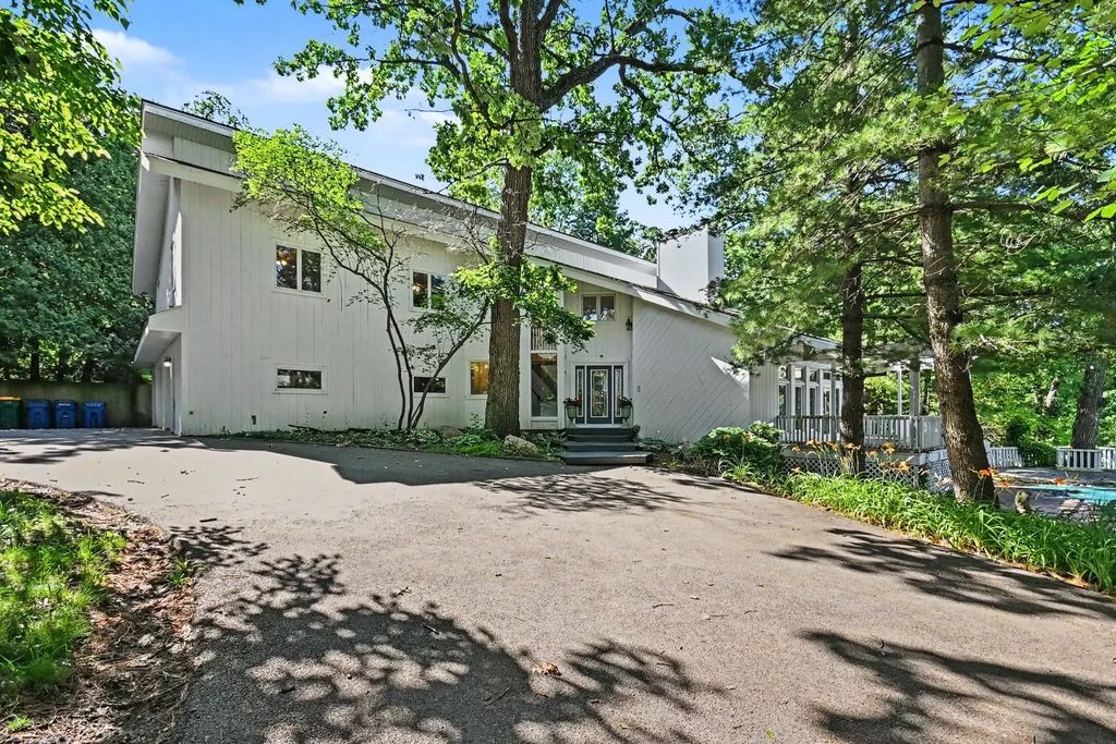 24635 W Mound Road, Joliet