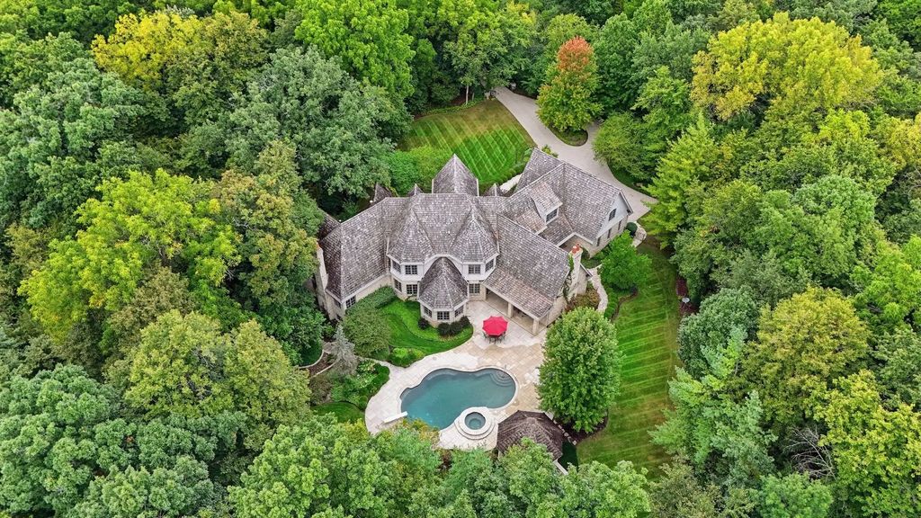 33w551 Hub Road, Wayne