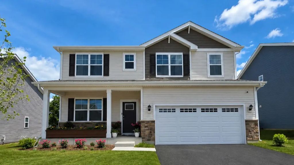 1858 Keating Drive, Aurora