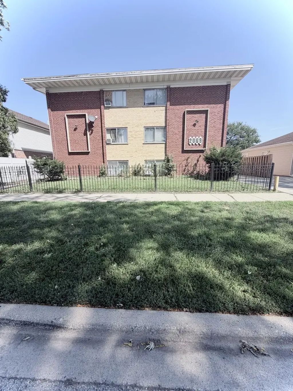 2069 N 18th Avenue, Melrose Park