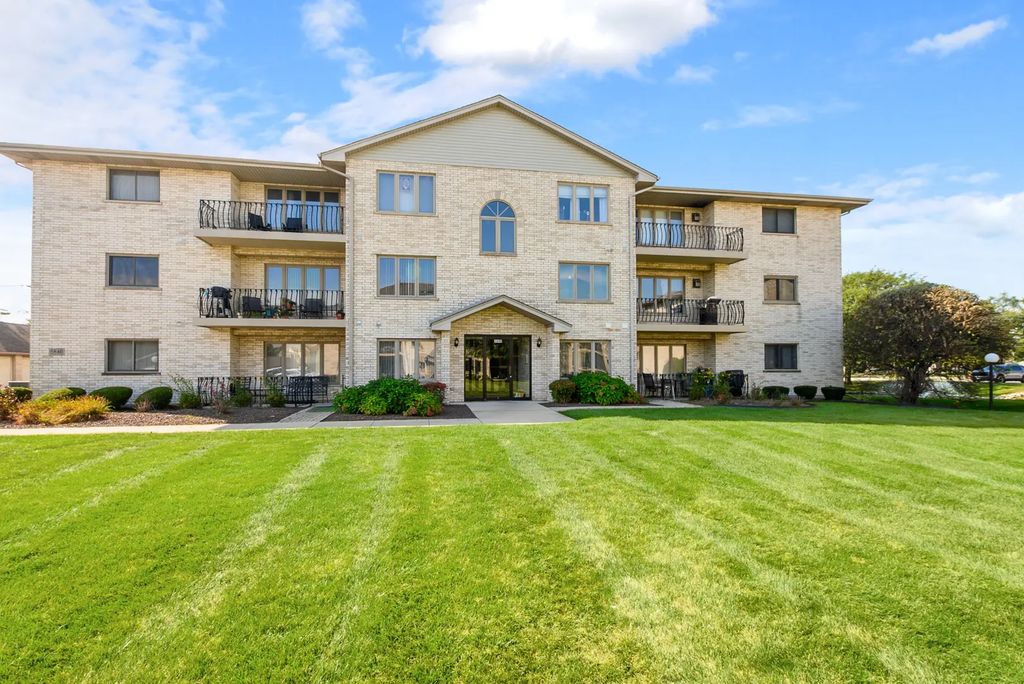 6640 183rd Street 2c, Tinley Park, 60477