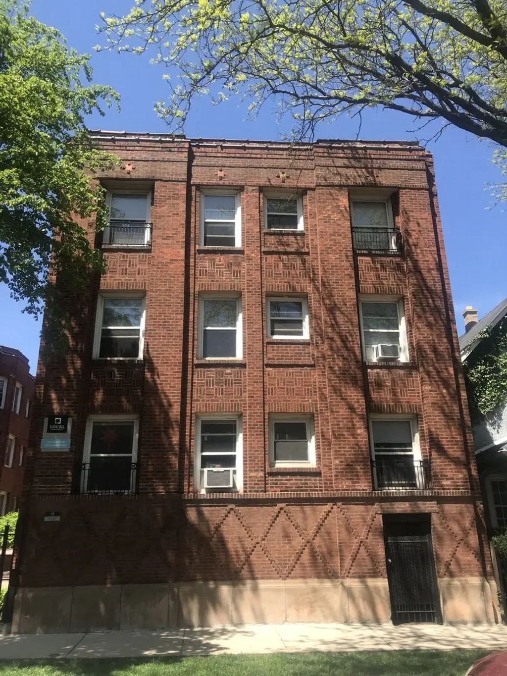 1354 W Argyle Street 1n, Chicago