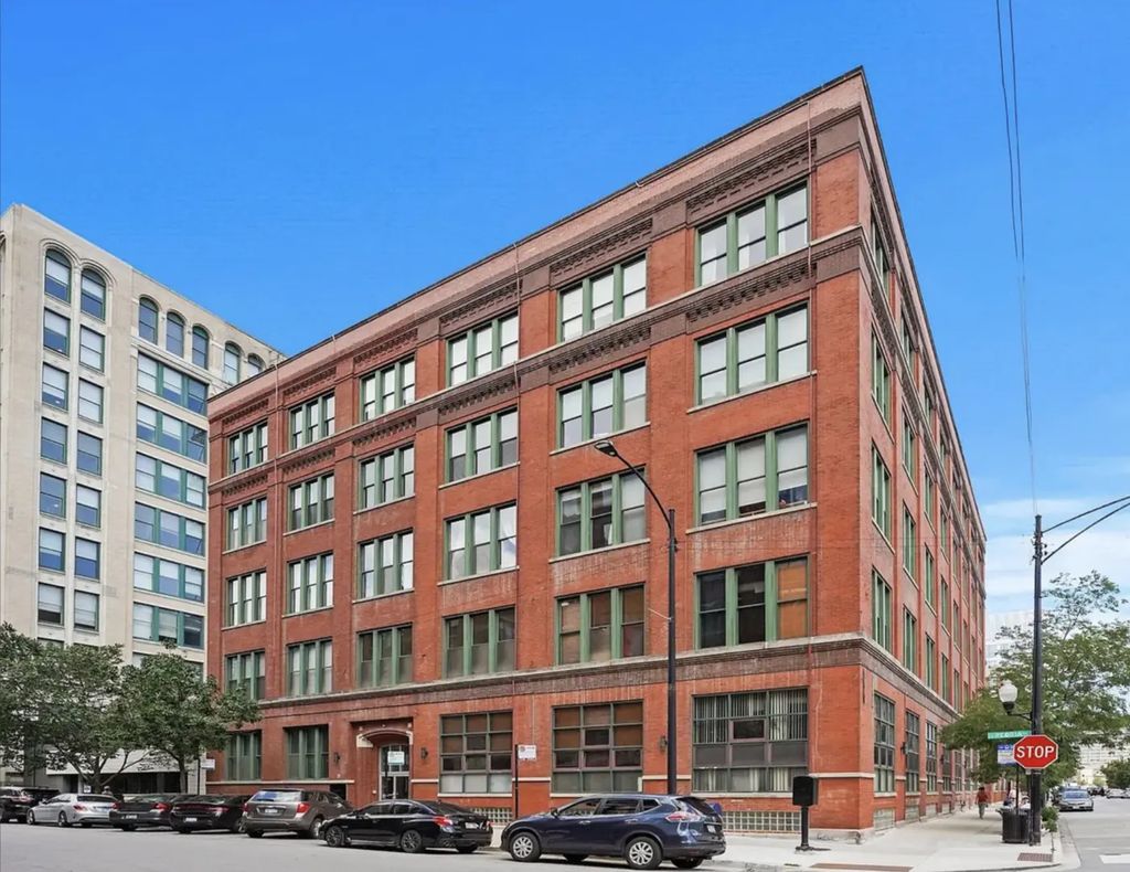 331 S Peoria Street 403, Chicago, 60607