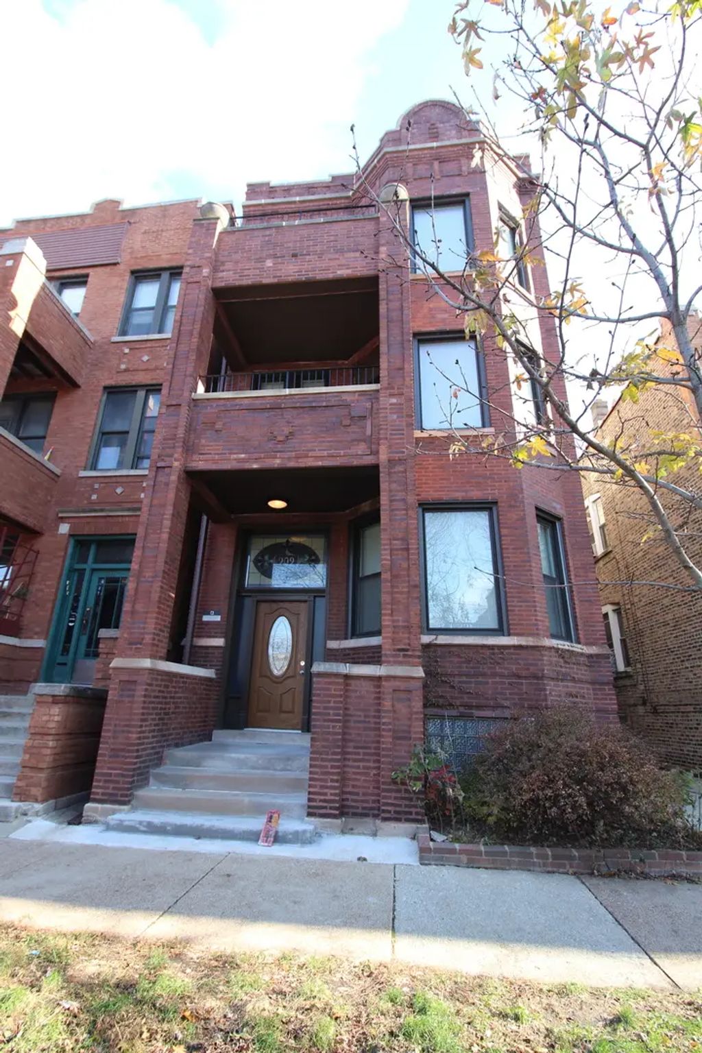 909 N Leavitt Street 3f, Chicago