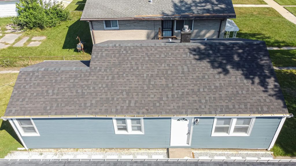 14034 S Saginaw Avenue, Burnham
