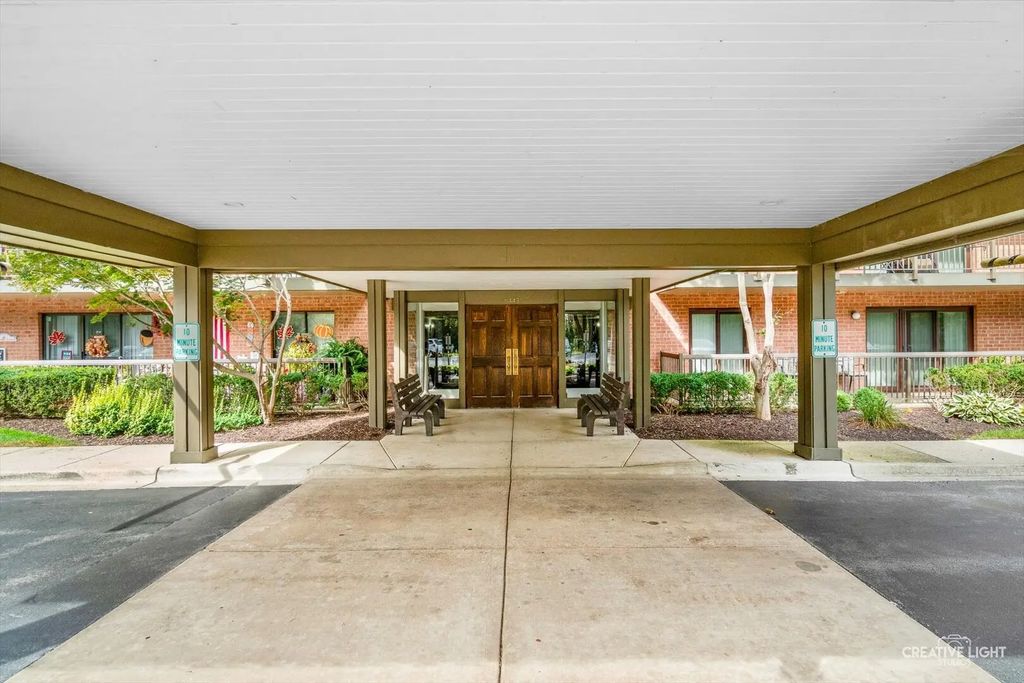 6443 Clarendon Hills Road 107, Willowbrook