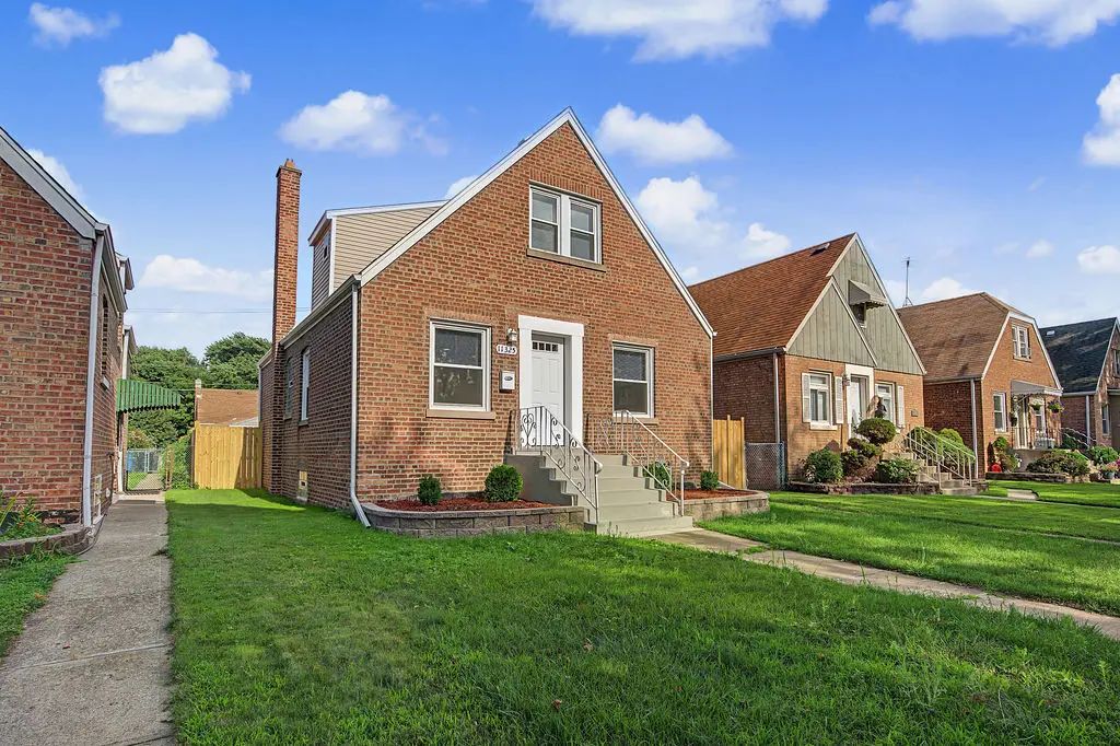 11325 S Avenue H, Chicago