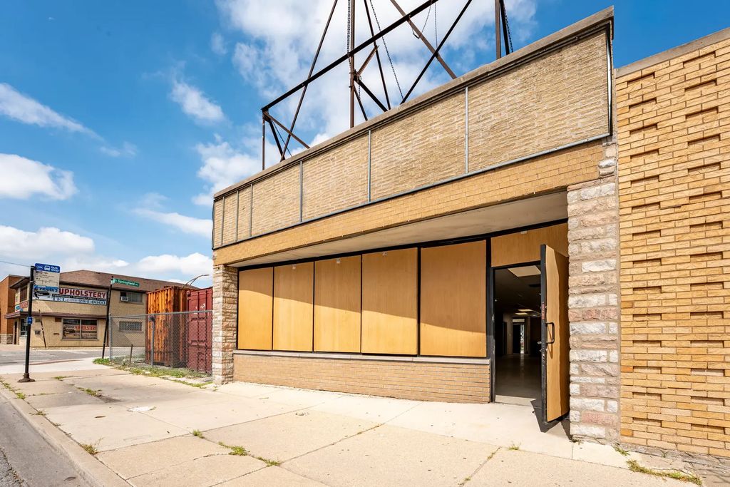 3846 W 79th Street, Chicago