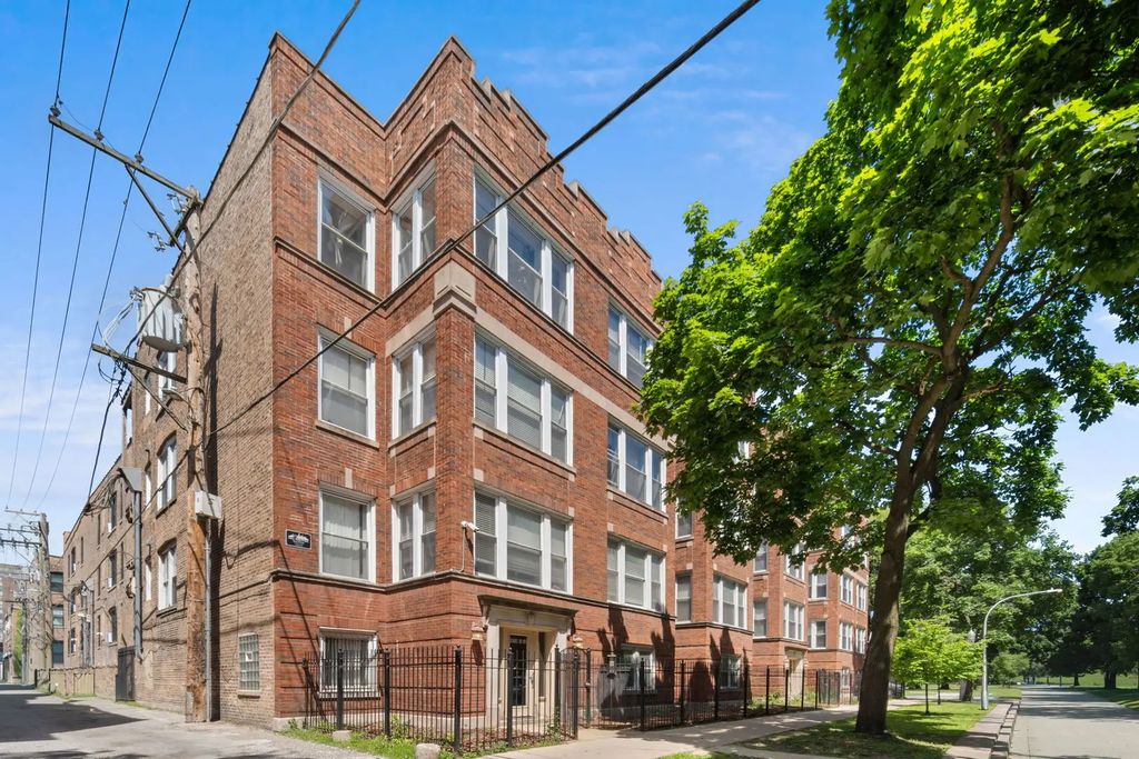 6710 S Ridgeland Avenue 2b, Chicago, 60649