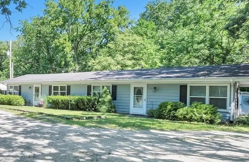 555 W Bluff Street, Marseilles