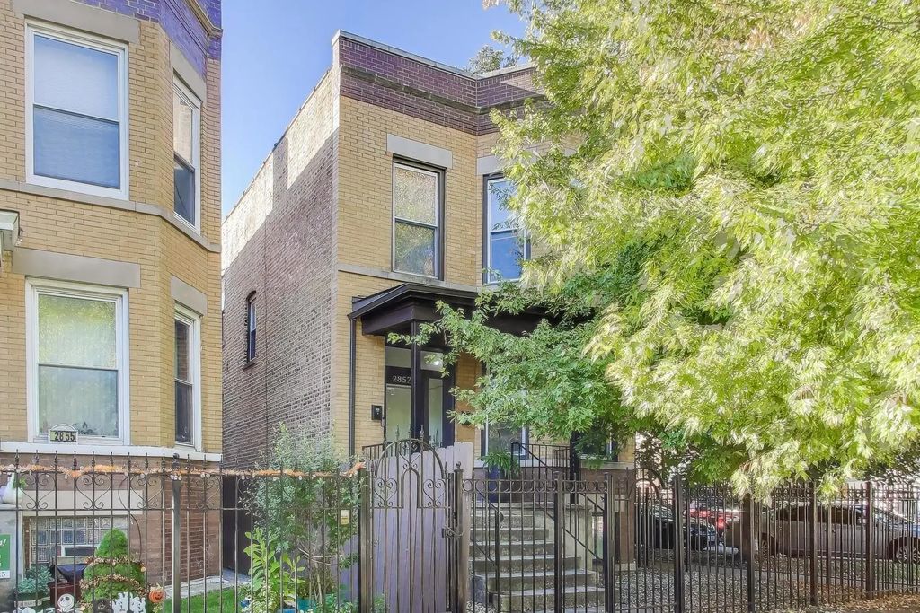 2857 W Fletcher Street 1, Chicago