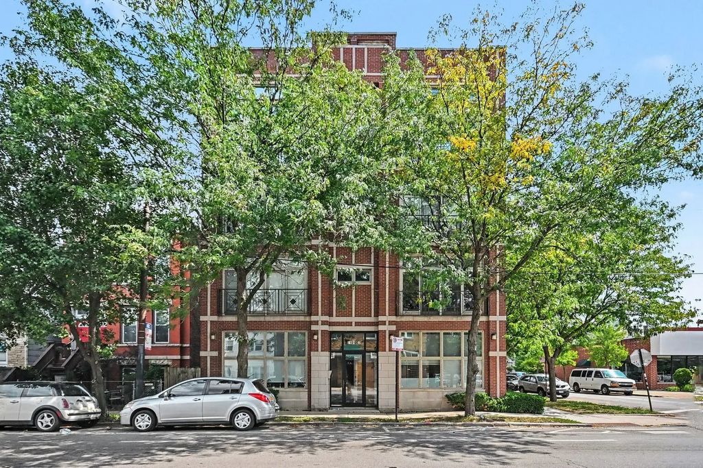 3101 N California Avenue 1s, Chicago