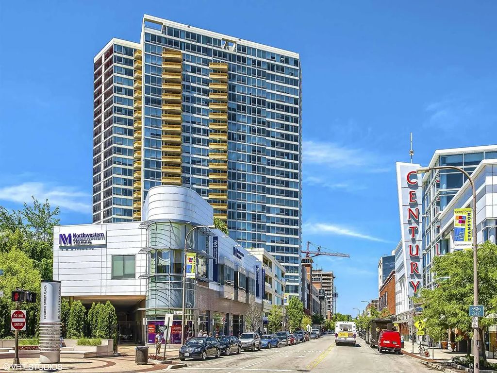 1720 Maple Avenue 204, Evanston, 60201