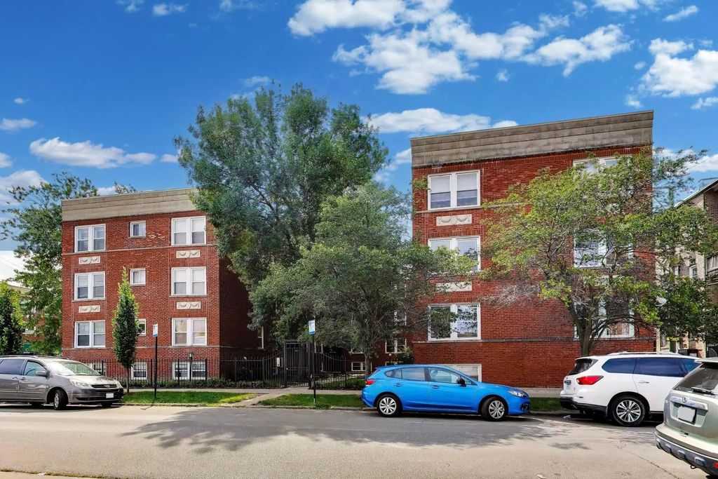 3201 W Argyle Street 3s, Chicago