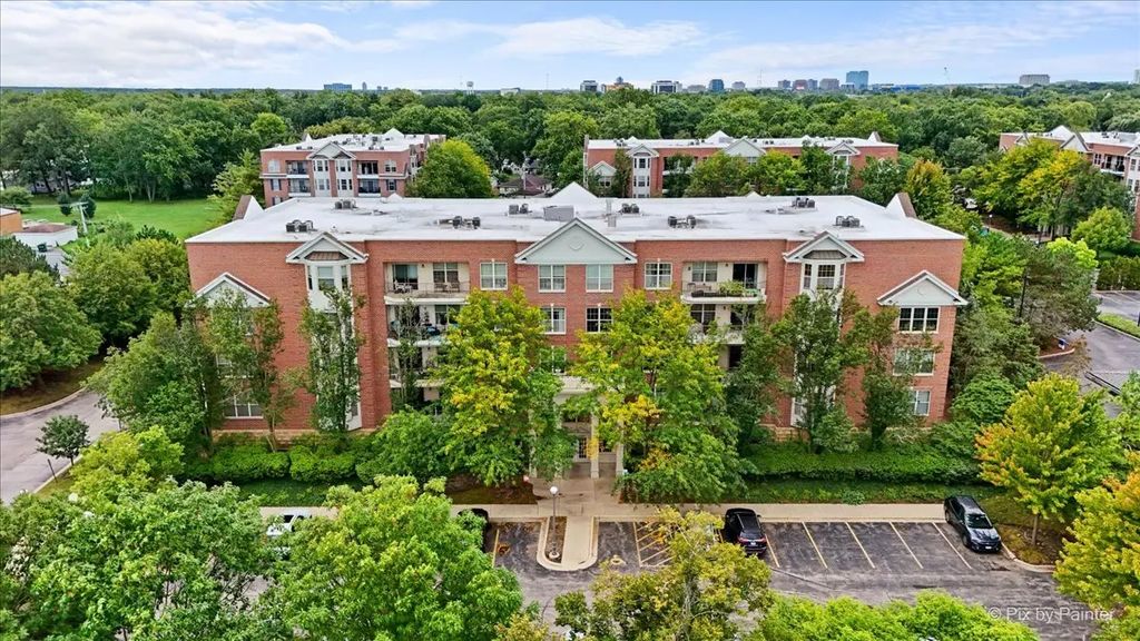 3100 Town Square Drive 101, Rolling Meadows