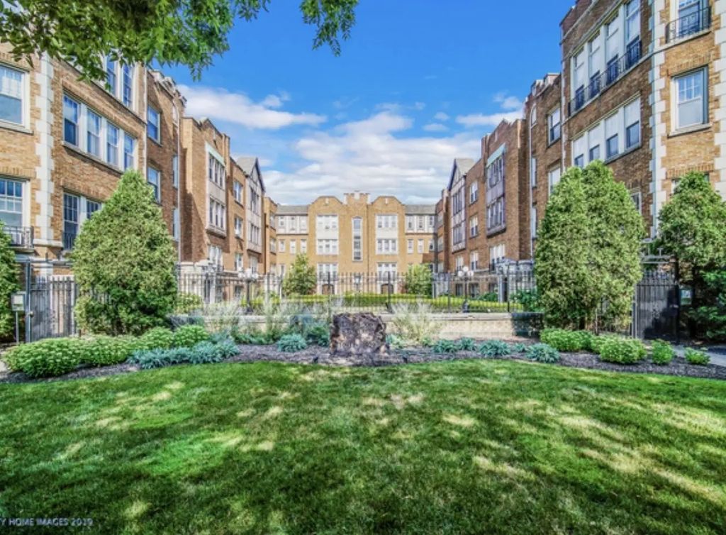10927 S Longwood Drive 3, Chicago