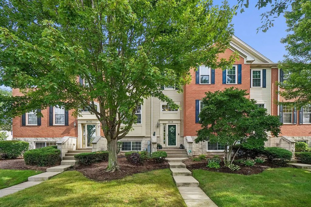 1628 Edinburgh Drive 100-2, Bartlett